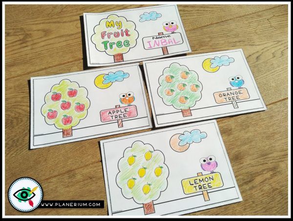 7-engaging-mini-books-fruit-tree-colored 7-engaging-mini-books-fruit-tree-colored