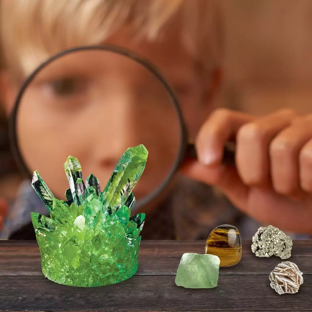 Discover Science Fun with National Geographic STEM Kit